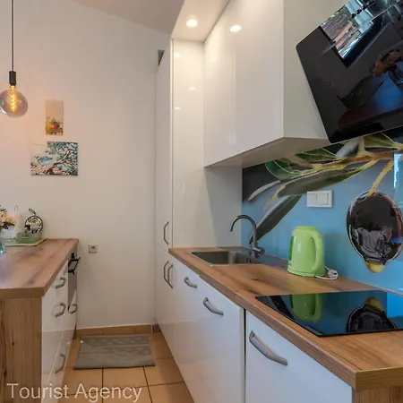 Olive Lavender Apartamento Mandre